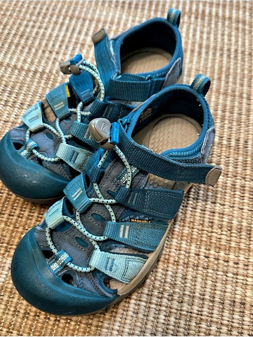 KEEN Sandals in Teal US 2
